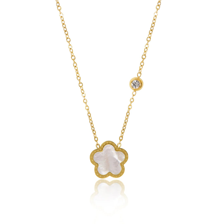 CLOVER PENDANT NECKLACE